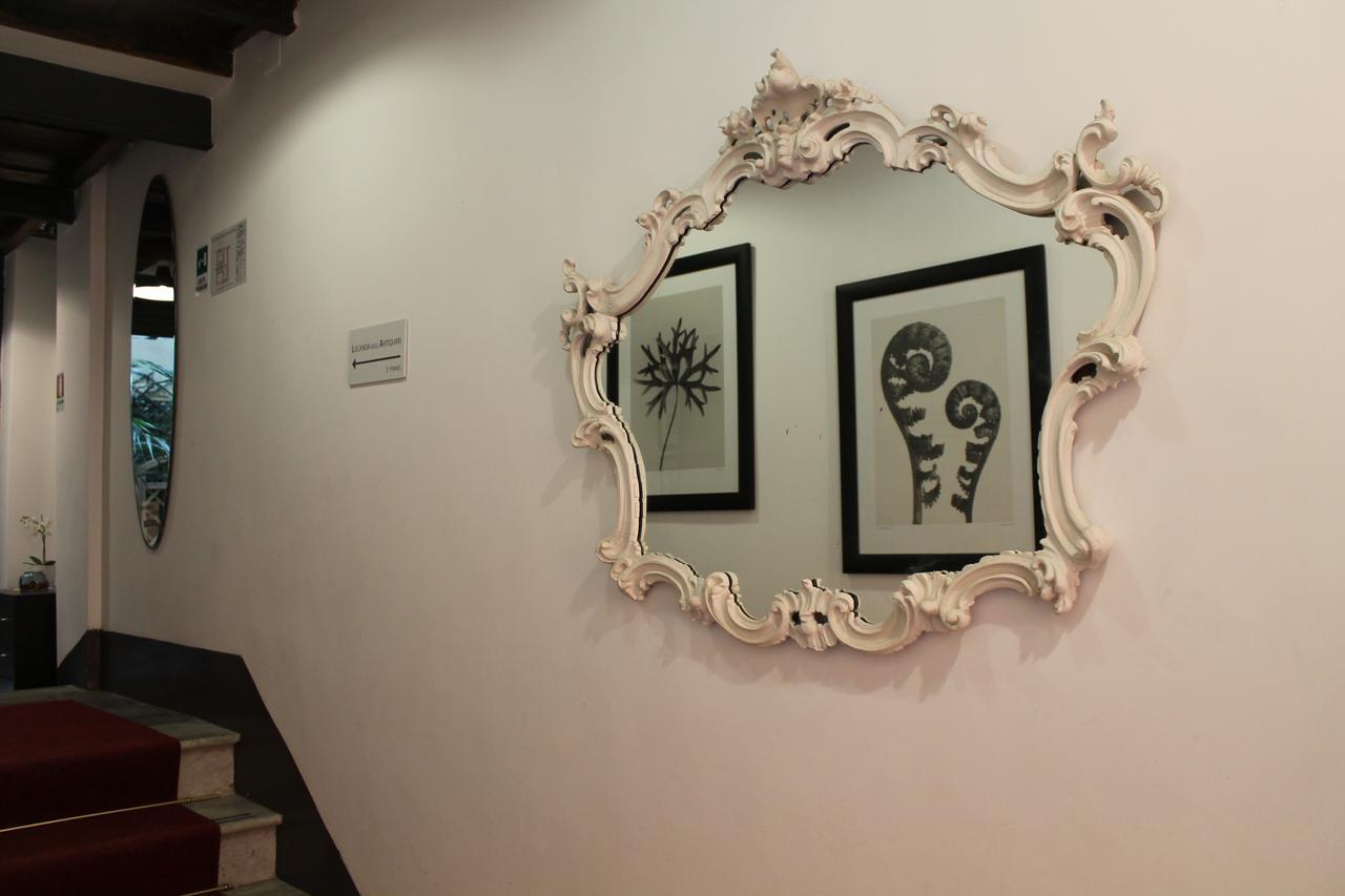 Relais Palazzo Taverna Rome Luaran gambar